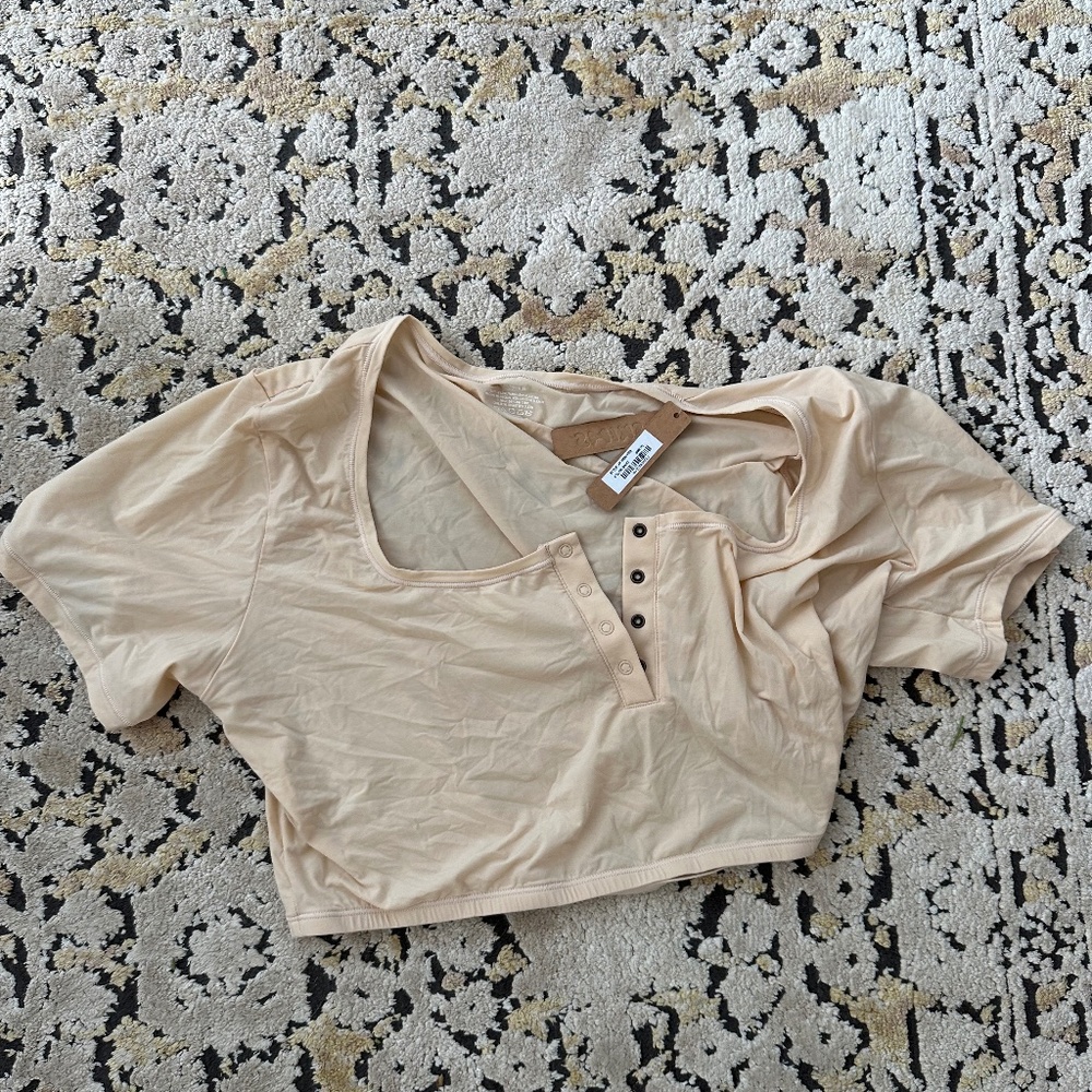 NEW skims sand sleep top